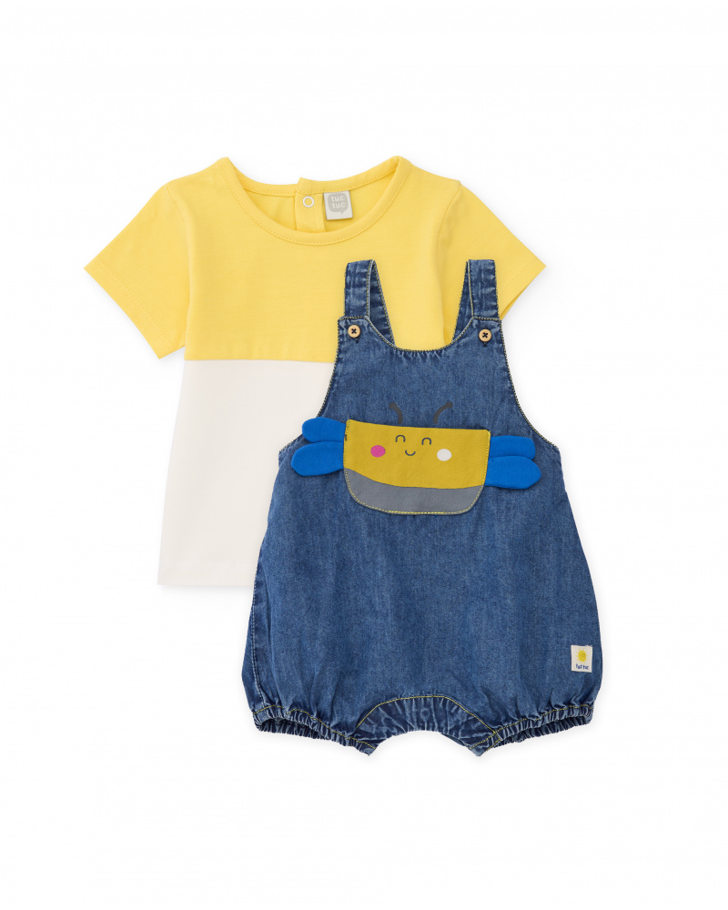 Knitted newborn set with front pocket