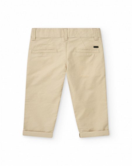 Pantalón largo beige para niño con bolsillos y dobladillo