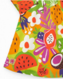 Vestido verde para niña con estampado tropical y mangas con volantes