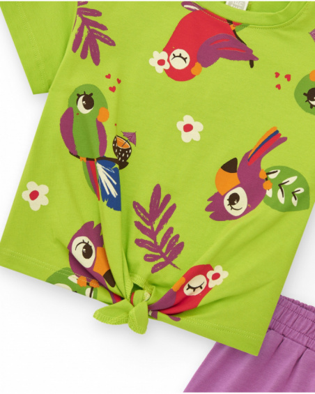Girls' outfit with green parrot T-shirt and lilac shorts