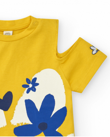 Yellow T-shirt for girls with flowers and open sleeves