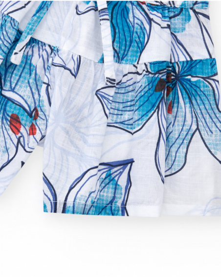 White girls' shorts with an elastic waistband and a decorative bow.