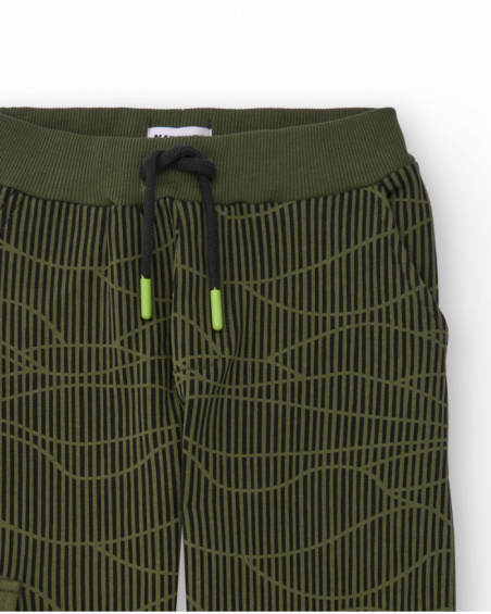 Green jogger pants for boys with graphic print and cargo pocket Green jogger pants for boys with graphic print and cargo pocket