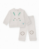 Baby boy outfit with white sweatshirt and pants featuring animal faces Baby boy outfit with white sweatshirt and pants featuring animal faces