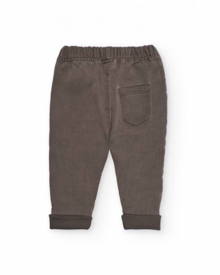 Baby boy outfit with white t-shirt and grey pants Baby boy outfit with white t-shirt and grey pants