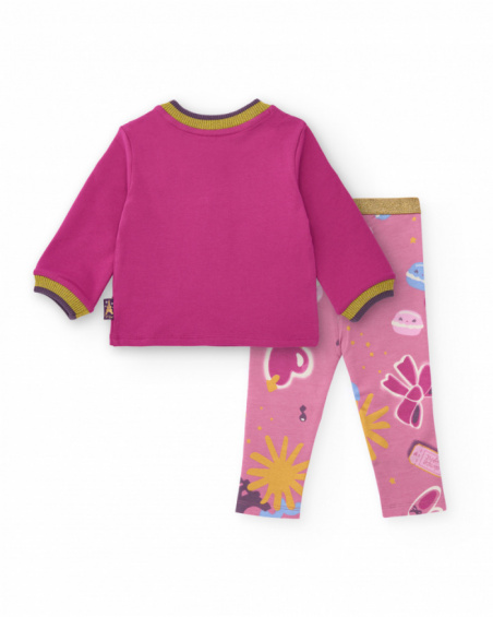 Set of t-shirt and leggings for girls in fuchsia tones with a Paris-themed print. Set of t-shirt and leggings for girls in fuchsia tones with a Paris-themed print.