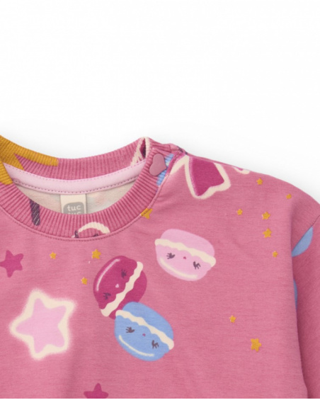 Set for girls with printed sweatshirt and pink pants. Set for girls with printed sweatshirt and pink pants.