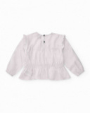 Long-sleeved blouse for girls in white with ruffle detail. Long-sleeved blouse for girls in white with ruffle detail.
