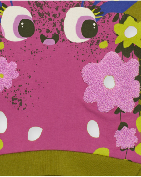 Long-sleeved t-shirt for girls in green with floral monster print. Long-sleeved t-shirt for girls in green with floral monster print.