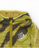 Padded jacket for boys with camouflage print in green tones and integrated hood. Padded jacket for boys with camouflage print in green tones and integrated hood.