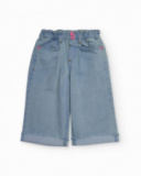 Girls' light blue denim pants with rocket embroidery. Girls' light blue denim pants with rocket embroidery.