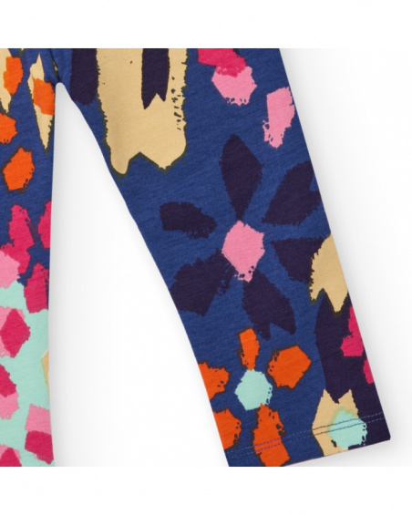 Girls' leggings with multicolor spot print. Girls' leggings with multicolor spot print.