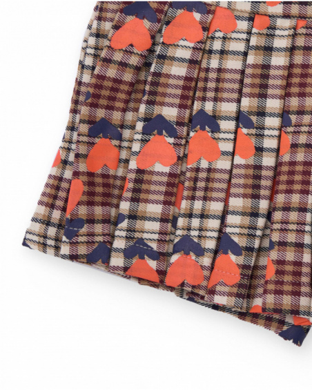Checked shorts for girl with hearts and decorative buttons Checked shorts for girl with hearts and decorative buttons