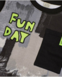 Sweatshirt and pants set for boy in black with grey brushstroke print and green details Sweatshirt and pants set for boy in black with grey brushstroke print and green details