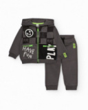 Set with hooded sweatshirt for boys in grey with graphic print and green details Set with hooded sweatshirt for boys in grey with graphic print and green details