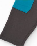 Long fleece trousers for boy in grey with decorative blue pocket Long fleece trousers for boy in grey with decorative blue pocket