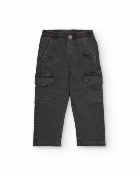 Boy’s cargo pants in dark grey with side pockets Boy’s cargo pants in dark grey with side pockets