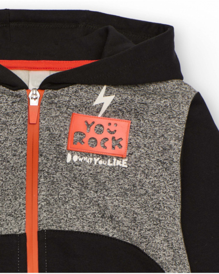 Hoodie for boys in heather gray with black and red details