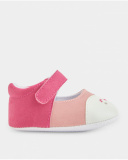 Baby shoe for girl in pink tones with velcro closure Baby shoe for girl in pink tones with velcro closure