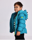 Boy’s padded jacket in petrol blue with hood and 3D details Boy’s padded jacket in petrol blue with hood and 3D details