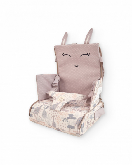 Portable travel highchair with giraffe print