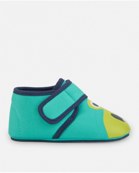 Boys’ green slippers with velcro fastening Boys’ green slippers with velcro fastening