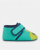 Boys’ green slippers with velcro fastening Boys’ green slippers with velcro fastening