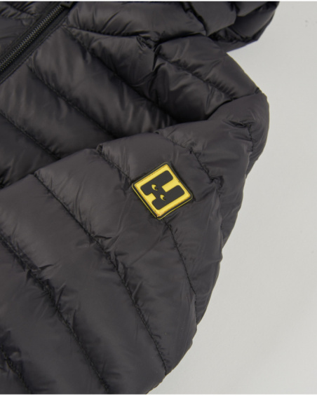 Padded jacket for boy in black with hood and zip closure Padded jacket for boy in black with hood and zip closure