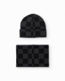 Boys’ knit hat and neck warmer set in black and grey checks Boys’ knit hat and neck warmer set in black and grey checks