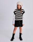 Girls’ black tweed shorts with checks and gold buttons | tuc tuc