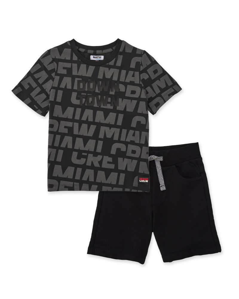 Boys’ knit set with raised detail