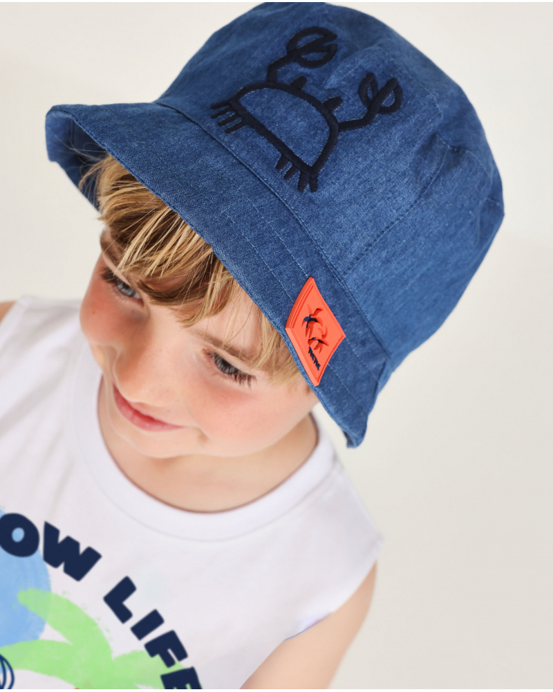 Boys’ woven beanie with crab embroidery