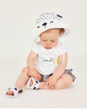 Newborn woven hat with raised little ears | tuc tuc