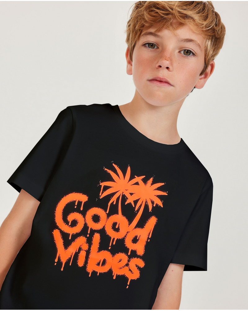 Boys’ knit T-shirt with paint effect