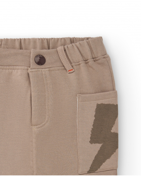 Pantalón cargo para niño en beige con estampado de rayo