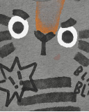 Camiseta niño en gris con estampado de tigre y detalles Camiseta niño en gris con estampado de tigre y detalles