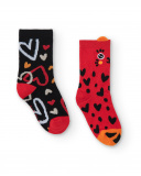 Calcetines para niña en negro y rojo con estampado de Calcetines para niña en negro y rojo con estampado de