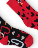 Calcetines para niña en negro y rojo con estampado de Calcetines para niña en negro y rojo con estampado de