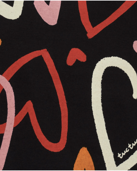 Sudadera felpa de niña en negro con estampado de corazones