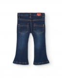 Pantalón denim niña en azul oscuro con ilustraciones creativas Pantalón denim niña en azul oscuro con ilustraciones creativas