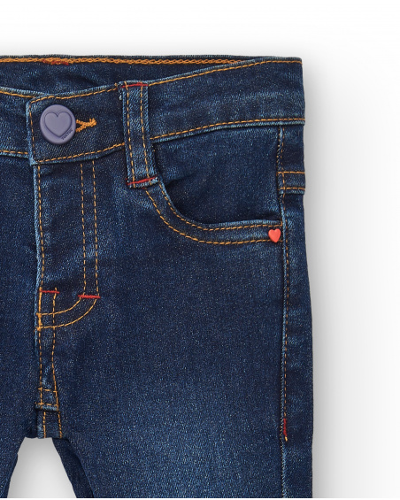 Pantalón denim niña en azul oscuro con ilustraciones creativas Pantalón denim niña en azul oscuro con ilustraciones creativas