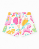 Pantalón corto multicolor para niña con frutas tropicales y Pantalón corto multicolor para niña con frutas tropicales y