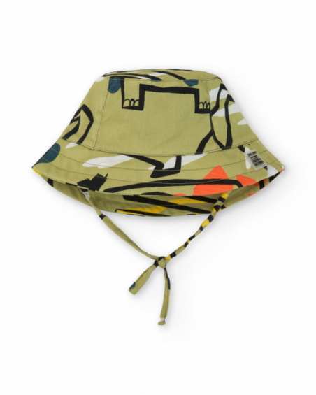 Gorro caqui para niño con estampado en tonos verdes y tiras Gorro caqui para niño con estampado en tonos verdes y tiras