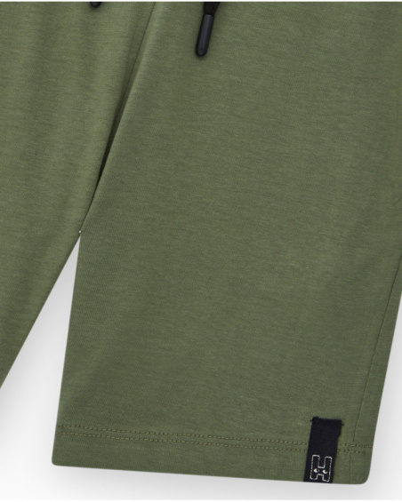 Bermudas para niño color verde con cintura ajustable y bolsillos Bermudas para niño color verde con cintura ajustable y bolsillos