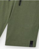 Bermudas para niño color verde con cintura ajustable y bolsillos Bermudas para niño color verde con cintura ajustable y bolsillos