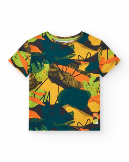 Camiseta para niño en verde con estampado frontal
