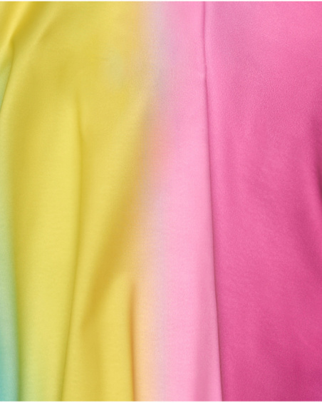 Camisa multicolor para niña con tirantes cruzados en la espalda Camisa multicolor para niña con tirantes cruzados en la espalda