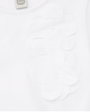 Camiseta de manga corta para niña en blanco con aplique floral Camiseta de manga corta para niña en blanco con aplique floral