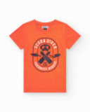 Camiseta para niño en naranja con estampado de buceo frontal. Camiseta para niño en naranja con estampado de buceo frontal.