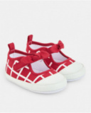 Merceditas de bebé niña en rojo con diseño de cuadros y lazo decorativo Merceditas de bebé niña en rojo con diseño de cuadros y lazo decorativo